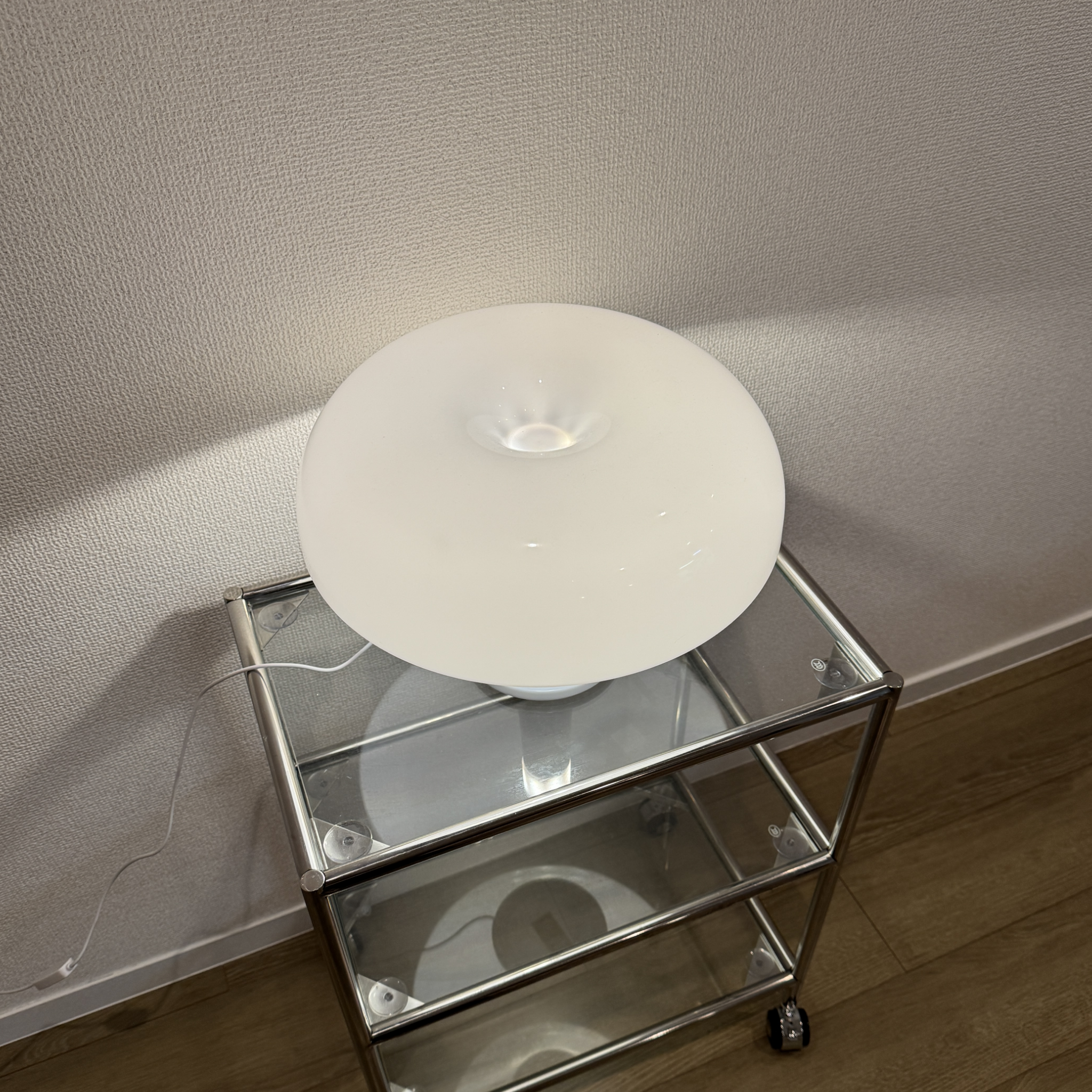 mushroom table lamp white